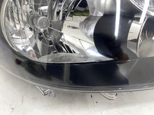Laden Sie das Bild in den Galerie-Viewer, Frontscheinwerfer VW Transporter Rechts Scheinwerfer Headlight