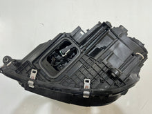Laden Sie das Bild in den Galerie-Viewer, Frontscheinwerfer Mercedes-Benz Gle A1679066604XXX Rechts Scheinwerfer Headlight SCH2662575523at