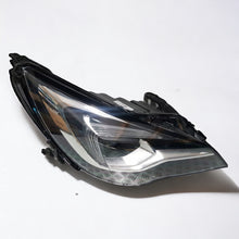 Laden Sie das Bild in den Galerie-Viewer, Frontscheinwerfer Opel Astra K 39111150 , 7963200003 FULL LED Rechts Headlight