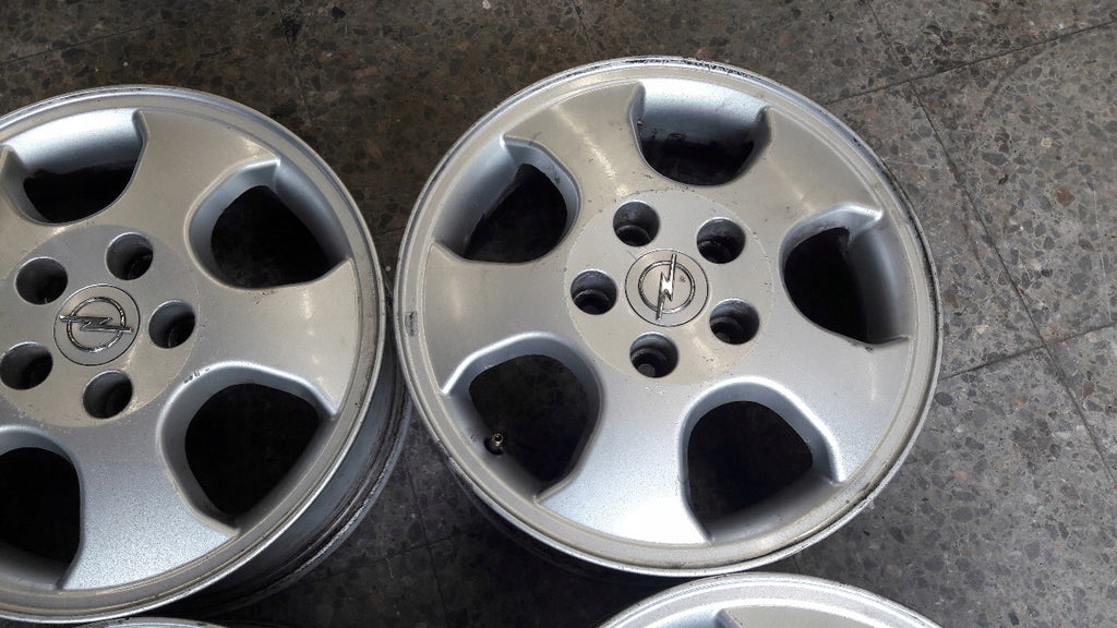1x Alufelge 15 Zoll 6.0" 5x110 Opel Astra H Rim Wheel FEL5804617097yl