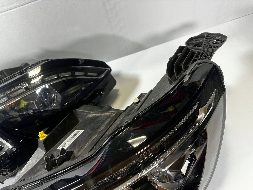 Frontscheinwerfer Peugeot 5008 II 9837759780 Full LED Ein Satz Headlight SCH4494349093hp