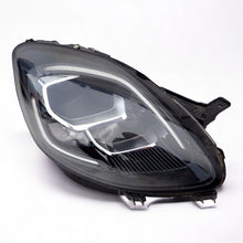 Laden Sie das Bild in den Galerie-Viewer, Frontscheinwerfer Ford Puma BX726 LED Ein Stück (Rechts oder Links) Headlight