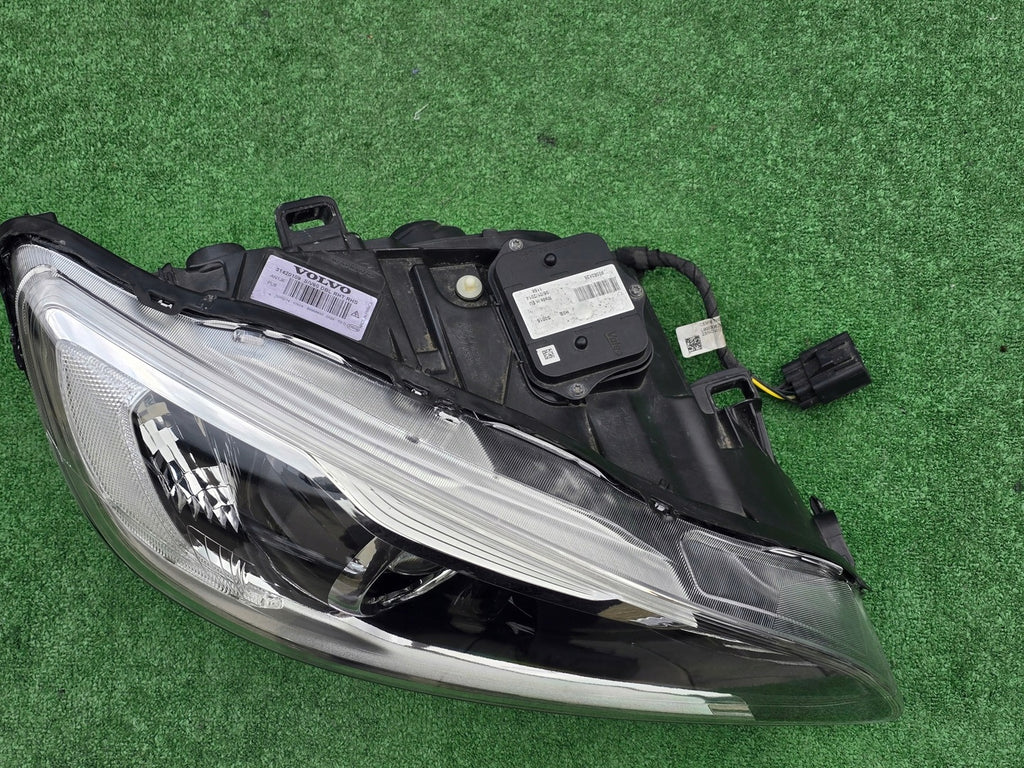 Frontscheinwerfer Volvo V60 S60 31420109 Rechts Scheinwerfer Headlight SCH9573328093cd