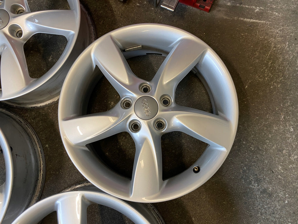 4x Alufelge 17 Zoll 6.0" 5x112 48ET Glanz Silber 8V0071497 Audi Rim Wheel FEL7021505375jc