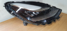 Laden Sie das Bild in den Galerie-Viewer, Frontscheinwerfer Tesla 107737600-C 107737650-B LED Rechts Headlight