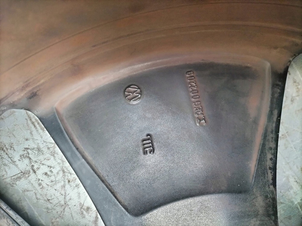 1x Alufelge 18 Zoll 5x112 5C0601025AK VW New Beetle Rim Wheel FEL5523184088og
