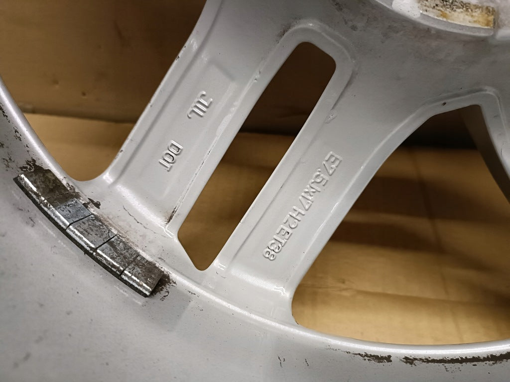 1x Alufelge 17 Zoll 7.5" 5x112 38ET Glanz Silber 8W0601025E Audi Rim Wheel FEL9824116720af