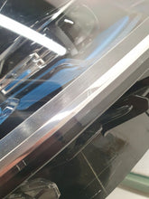 Laden Sie das Bild in den Galerie-Viewer, Frontscheinwerfer SC2E-4121020 Full LED Rechts Scheinwerfer Headlight