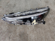 Laden Sie das Bild in den Galerie-Viewer, Frontscheinwerfer Toyota Corolla 8115016840 Links Scheinwerfer Headlight SCH3445042790st