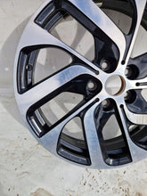 Laden Sie das Bild in den Galerie-Viewer, 1x Alufelge 19 Zoll 5.0" 5x112 43ET 6856894 BMW I3 I01 Rim Wheel FEL6045955628pw