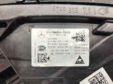Laden Sie das Bild in den Galerie-Viewer, Frontscheinwerfer Mercedes-Benz W177 A1779062106 LED Rechts oder Links SCH6350242580au