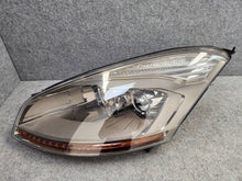 Laden Sie das Bild in den Galerie-Viewer, Frontscheinwerfer Citroën C4 Picasso I C4-I-SCZ Xenon Links Headlight SCH6805143160il