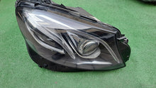 Load image into Gallery viewer, Frontscheinwerfer Mercedes-Benz W213 A2139062606KZ Full LED Rechts Headlight SCH5047973607ak
