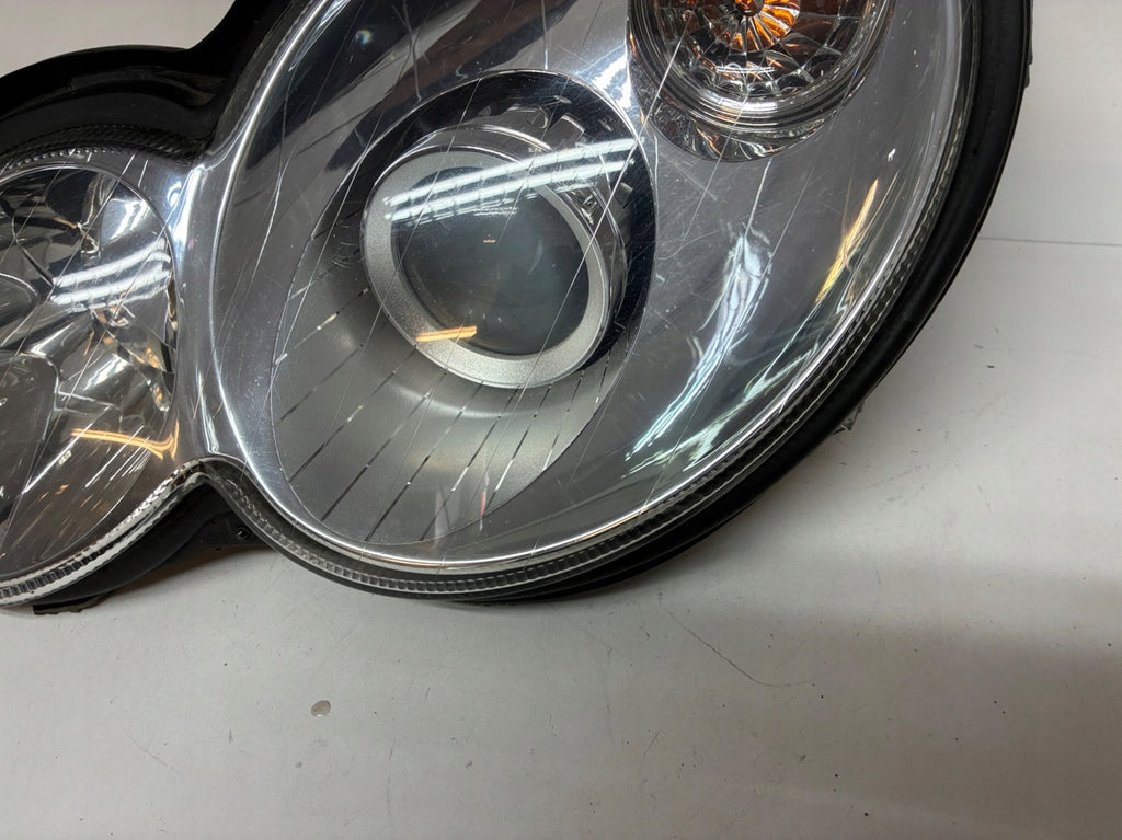 Frontscheinwerfer Mercedes-Benz W203 Links Scheinwerfer Headlight SCH7249044378io