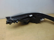 Laden Sie das Bild in den Galerie-Viewer, Frontscheinwerfer Toyota Chr C-Hr 81110-F4170-00,260109054R LED Rechts Headlight