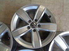 Laden Sie das Bild in den Galerie-Viewer, 4x Alufelge 16 Zoll 6.5" 5x112 33ET Silber 7N0071496C Seat I Rim Wheel FEL2142258194sg