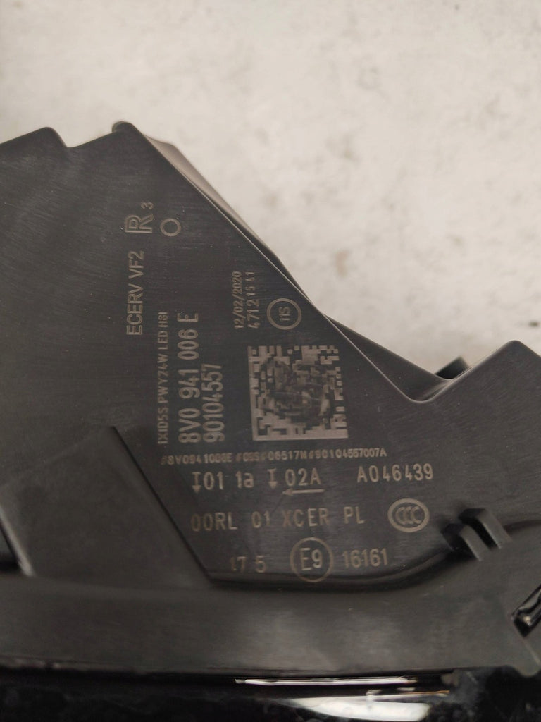 Frontscheinwerfer Audi A3 8V0941006E 8V0941005E Xenon Rechts Headlight SCH6600163919aq