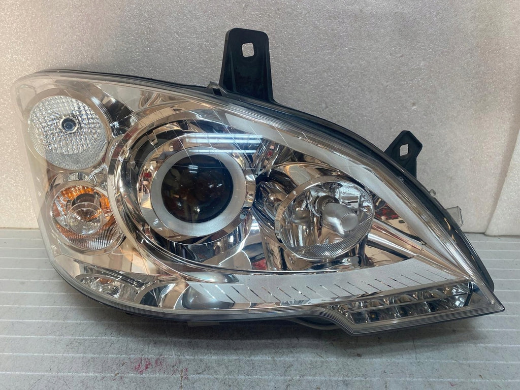 Frontscheinwerfer Mercedes-Benz Viano A6398202961 Xenon Rechts Headlight