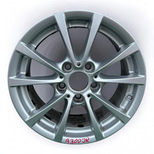 Load image into Gallery viewer, 1x Alufelge 16 Zoll 7.0&quot; 5x120 31ET 6796236 BMW E87 F20 Rim Wheel