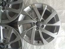Laden Sie das Bild in den Galerie-Viewer, 4x Alufelge 16 Zoll 6.5" 5x100 40ET Glanz Silber 82A601025B Audi A1 Rim Wheel FEL6857274015kp