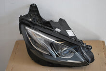 Laden Sie das Bild in den Galerie-Viewer, Frontscheinwerfer Mercedes-Benz W213 A2139069608 LED Rechts Headlight SCH7814105730nj