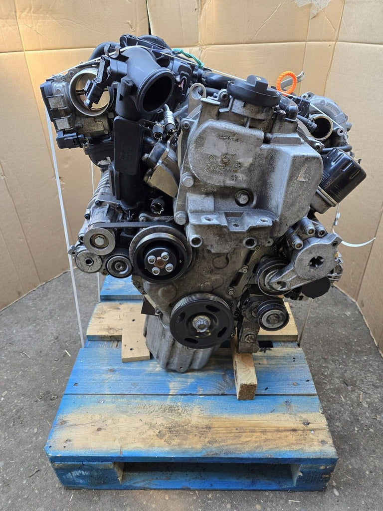 Motor Seat Skoda VW CDG 1.4 TSI 150PS 110kW 125TKm Benzin Engine Komplett