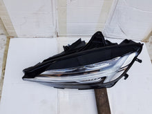 Laden Sie das Bild in den Galerie-Viewer, Frontscheinwerfer Volvo V60 II S60 III 62563616 22025905 LED Links Headlight SCH8788701922ar