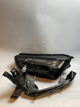 Load image into Gallery viewer, Frontscheinwerfer Audi Q5 80A941035E LED Links Scheinwerfer Headlight