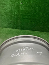 Load image into Gallery viewer, 1x Alufelge 19 Zoll 8.0" 5x112 27ET Glanz Silber 4K8601025J Audi Rim Wheel FEL1569041518is