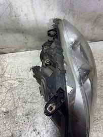 Frontscheinwerfer Mercedes-Benz W245 030122028703 A1698206761 Links Headlight SCH6810442784gm