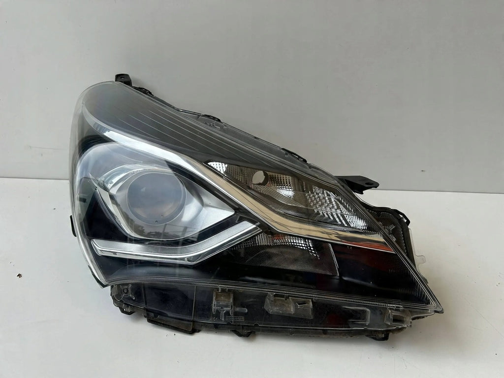 Frontscheinwerfer Toyota Yaris MCJ16670 Rechts Scheinwerfer Headlight