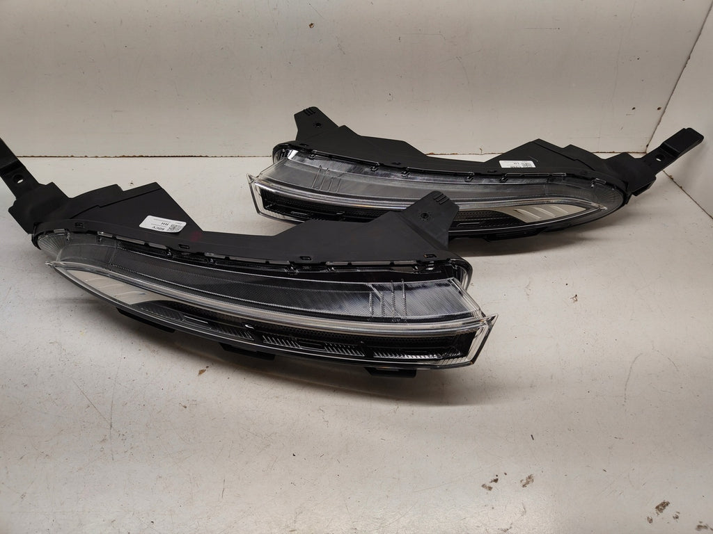 Frontscheinwerfer Hyundai Bayon 92207Q0600 92208Q0600 Full LED Rechts oder Links