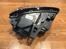 Laden Sie das Bild in den Galerie-Viewer, Frontscheinwerfer Jeep Grand Cherokee Wk2 68144709AG Links Headlight SCH3213576209bv