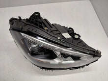 Laden Sie das Bild in den Galerie-Viewer, Frontscheinwerfer Mercedes-Benz W206 A2069062204 Rechts Scheinwerfer Headlight SCH9985609300jb