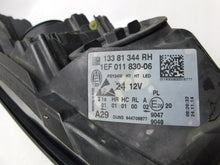 Laden Sie das Bild in den Galerie-Viewer, Frontscheinwerfer Opel Corsa E 13381344 Rechts Scheinwerfer Headlight SCH5222226688gl