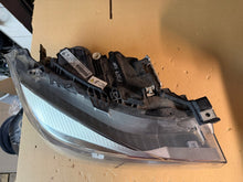 Laden Sie das Bild in den Galerie-Viewer, Frontscheinwerfer BMW 3 F34 7285684 Xenon Rechts Scheinwerfer Headlight SCH3152701038ym