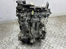 Laden Sie das Bild in den Galerie-Viewer, Motor Peugeot 2008 II 10Z1AF 1.2 2023 Benzin Engine Unkomplett MOT3176686430dw