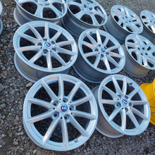 Load image into Gallery viewer, 4x Alufelge 17 Zoll 7.5" 5x112 52ET Glanz Silber 6856061 BMW F45 Rim Wheel FEL4370508266fy
