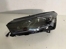 Laden Sie das Bild in den Galerie-Viewer, Frontscheinwerfer Skoda Enyaq IV 5LB941015H LED Links Scheinwerfer Headlight SCH4791694058fl
