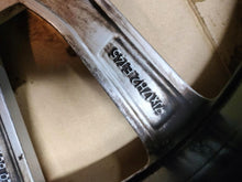Load image into Gallery viewer, 1x Alufelge 17 Zoll 7.0" 5x112 45ET Glanz Silber 5L0601025K Skoda Yeti Rim Wheel FEL8643319543to