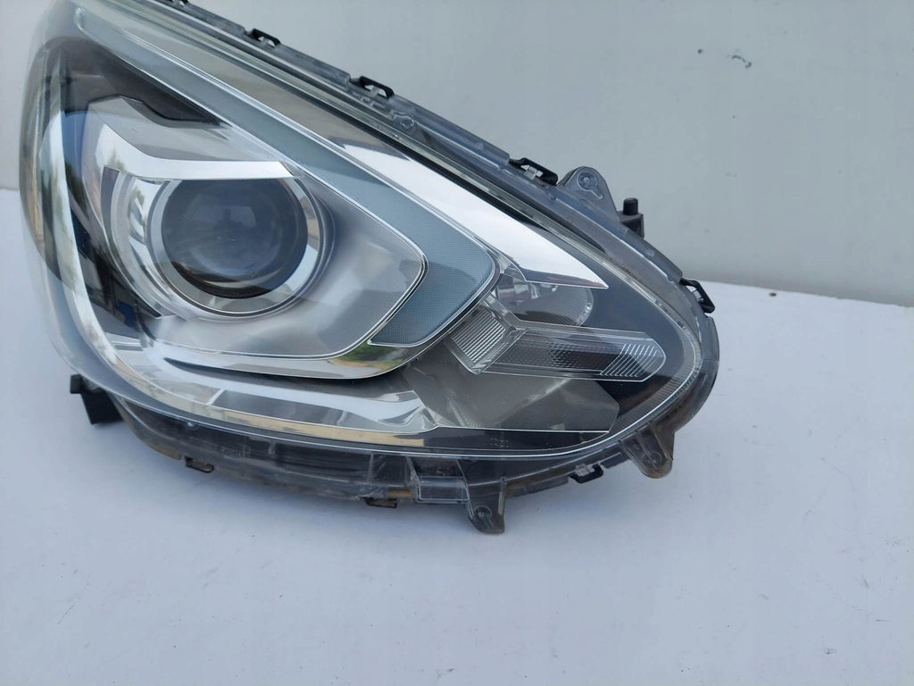 Frontscheinwerfer Mitsubishi Mirage II Space Star W3014 W3015 Xenon Rechts