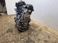 Laden Sie das Bild in den Galerie-Viewer, Motor VW Golf VIII T-Cross DLAA DLAB 1.0 TSI 42TKm Benzin Engine Unkomplett