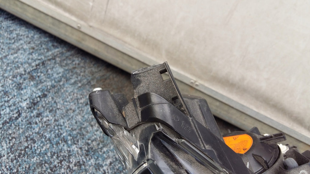 Frontscheinwerfer Mitsubishi Space W Star 8301C960 Rechts Scheinwerfer Headlight SCH7106719522ik