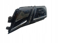 Laden Sie das Bild in den Galerie-Viewer, Frontscheinwerfer Skoda Octavia III 5E1941015F Links Scheinwerfer Headlight SCH8404164552ih