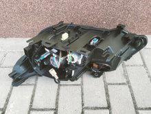 Load image into Gallery viewer, Frontscheinwerfer BMW 5 E60 E61 70446727044672 Xenon Rechts oder Links SCH1502645602dr