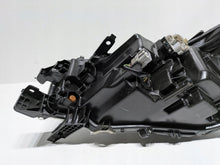 Laden Sie das Bild in den Galerie-Viewer, Frontscheinwerfer Toyota Hilux VIII Rechts Scheinwerfer Headlight SCH2296730960hm