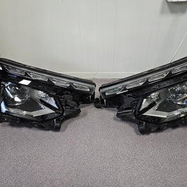 Frontscheinwerfer Skoda Kamiq LED Ein Satz Scheinwerfer Headlight SCH4567686281pd