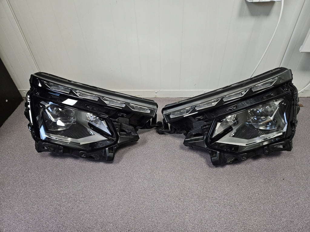 Frontscheinwerfer Skoda Kamiq LED Ein Satz Scheinwerfer Headlight SCH4567686281pd