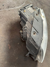Load image into Gallery viewer, Frontscheinwerfer VW Passat 89312659 Xenon Links Scheinwerfer Headlight