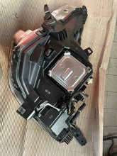 Laden Sie das Bild in den Galerie-Viewer, Frontscheinwerfer Renault Arkana 260602566R 260102483R Ein Satz Headlight SCH5209075995oa